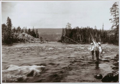 I.K.Inha kuvasi Oulangan lähdön Paanajärvestä vuonna 1892